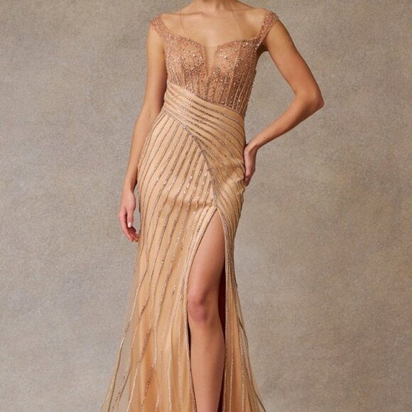 Cap sleeves formal dress. Rose gold Mother of the bride pageant party evening